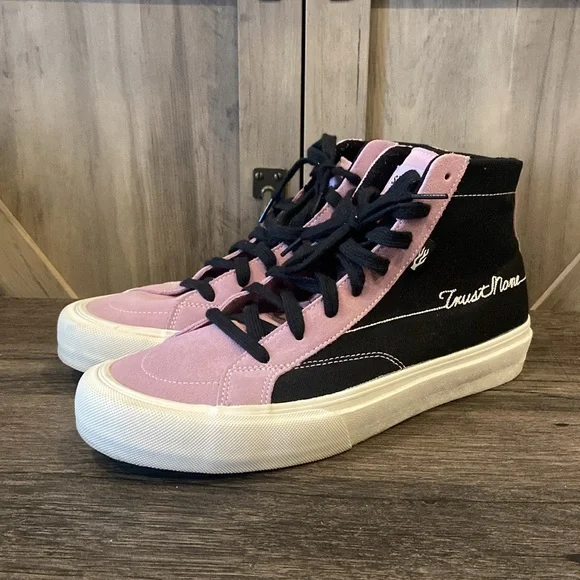 STRAYE Hiland Purple and Black High-Top Sneakers - Picture 2 of 6